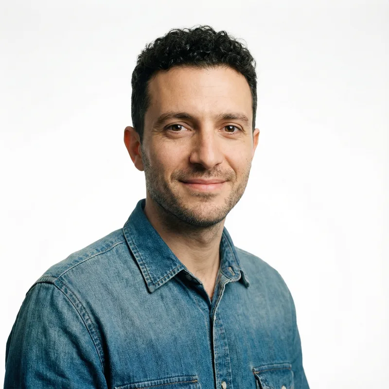 Modello virtuale AI uomo Giorgio — MYO Creative Studio
