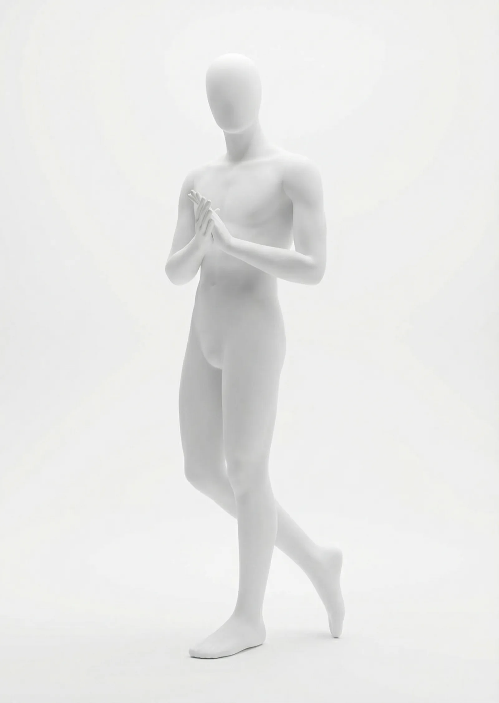 Posa di riferimento n.12 per shooting moda AI — MYO Creative Studio